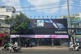 Cho thuê nhà Mặt Tiền Cách Mạng Tháng 8, P.11 Q.3+ Diện tích: 15,5m x 4m -Giá 105 Triệu